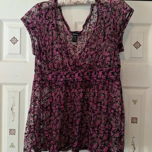 Black & Pink Lace V-NeckOvershirt